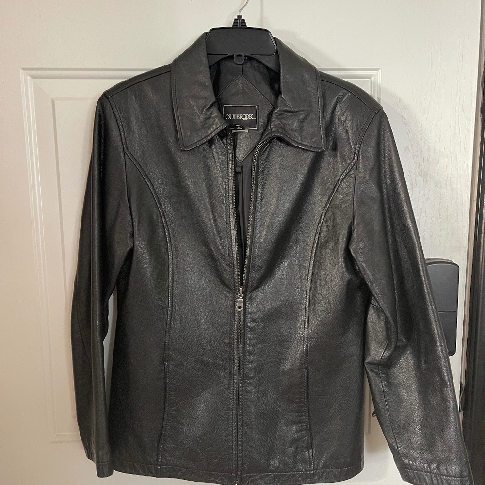 Women’s leather coat